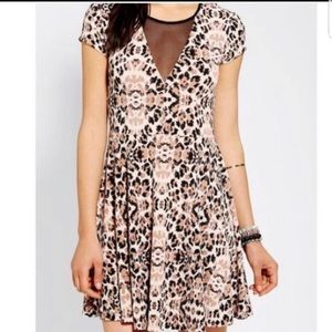 Kimchi Blue animal print skater dress szL